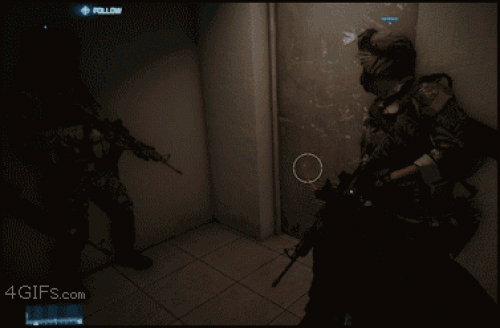 funny-game-glitch-door-open.gif